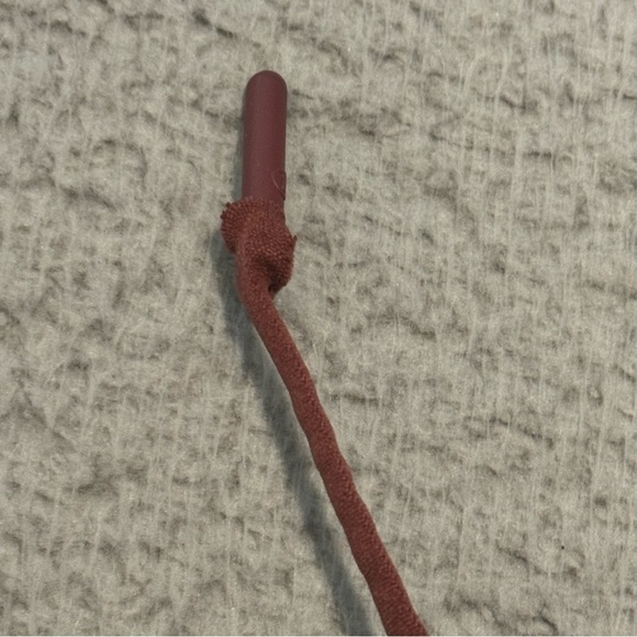 Lululemon Pace Breaker Lined Short 9"Mulled Wine Size Medium - Picture 8 of 8